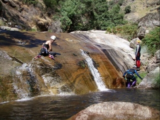 essayer de gravir la cascade 